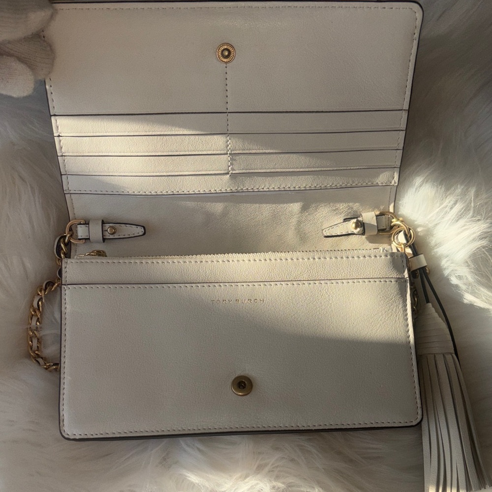Tory Burch Cream Quilted Crossbody with Multicolor Floral Print - Picture 3 of 11